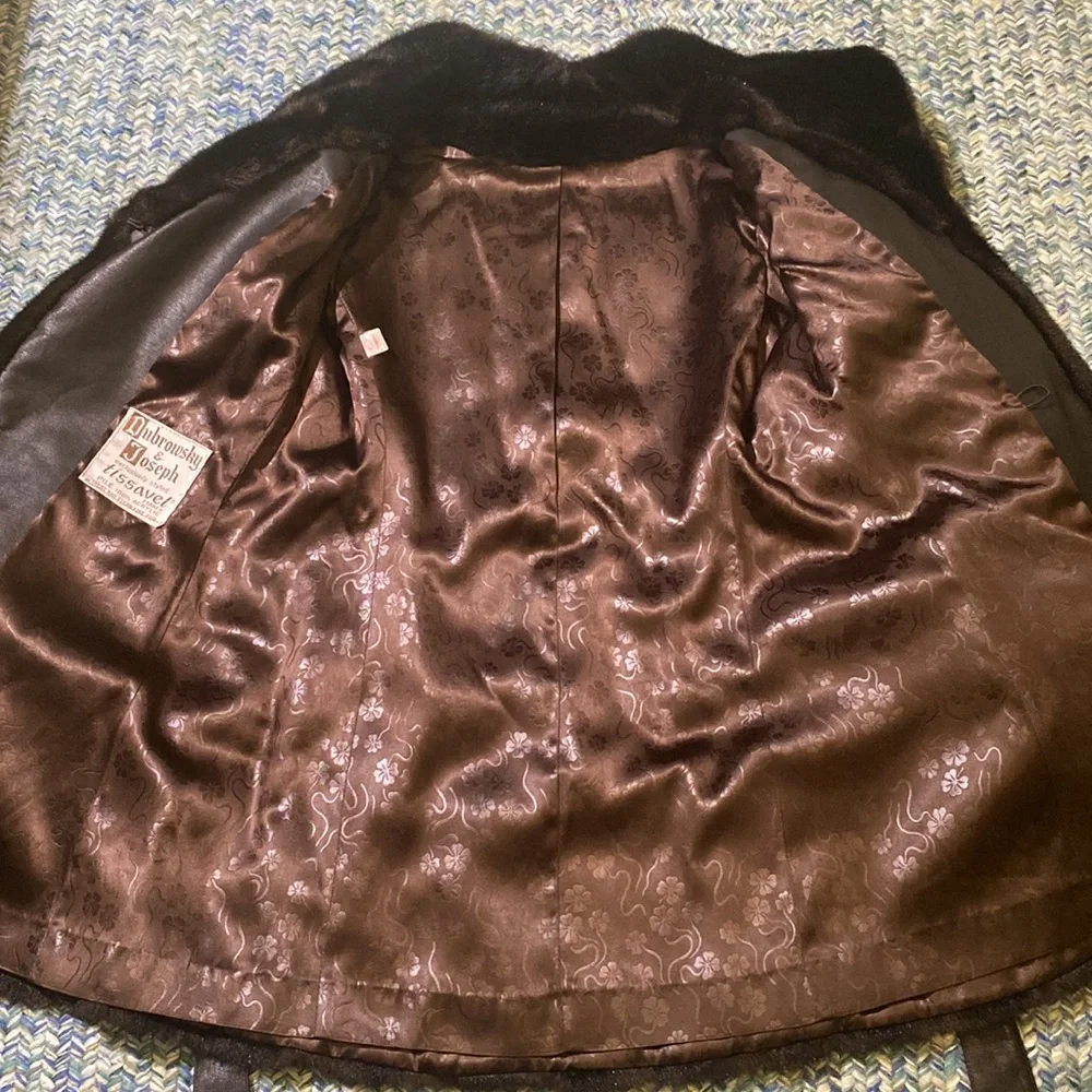 EUC Vintage Faux Fur Coat - Picture 8 of 12